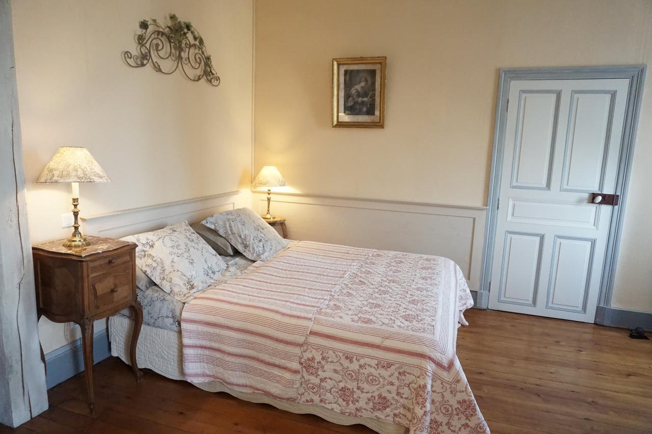 Le Chateau Champagny-sous-Uxelles Exterior photo