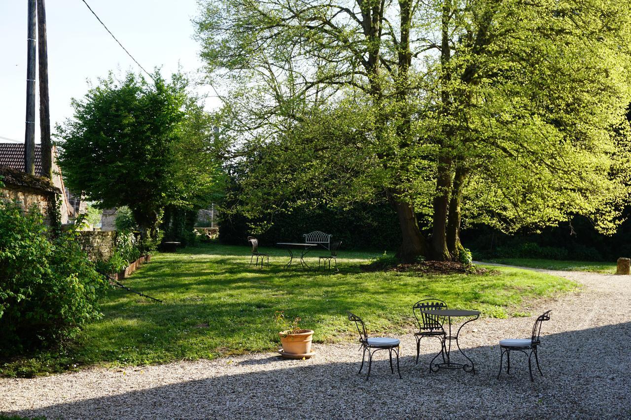 Le Chateau Champagny-sous-Uxelles Exterior photo